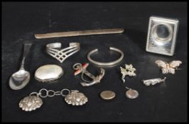 A collection of vintage Sterling Silver items to i