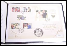 The Royal Mint The Duke and Duchess of Cambridge 5th Wedding Anniversary £5 Silver Proof Coin