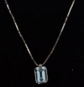 A 18ct white gold box link necklace chain having a faceted aquamarine pendant. Complete in