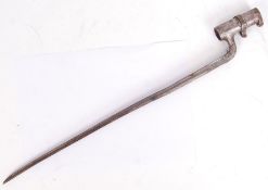 19TH CENTURY TREFOIL BLADE BAYONET