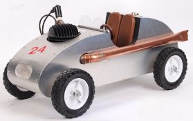 AMERICAN STYLE SHELF ART MOTOR RACING CAR