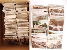 VINTAGE POSTCARDS Box with 1400 unsorted British views. All over the UK