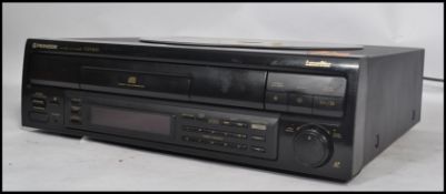A vintage Pioneer laserdisc laser disc CLD-800 player with built in CD player.