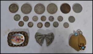 A group of three vintage 20th century costume jewellery brooches together with a small collection of