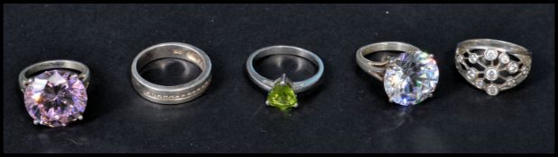 A good collection of  5 925 silver dress rings set