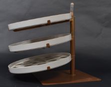 A 20th century Italian Joe Colombo inspired retro artist / specimen stand to have three round