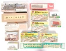 ASSORTED 00 GAUGE RAILWAY MODEL KITS - BRASS & PLASTIC