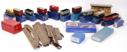 VINTAGE HORNBY DUBLO 00 GAUGE RAILWAY TRAINSET ROLLING STOCK