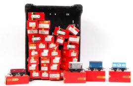 ASSORTED VINTAGE TRIANG HORNBY 00 GAUGE ROLLING STOCK