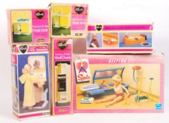 VINTAGE PEDIGREE SINDY DOLL ACCESSORIES & FURNITURE