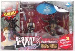 RESIDENT EVIL 3 NEMESIS ACTION FIGURE SET