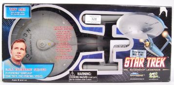 STAR TREK STARSHIP LEGENDS USS ENTERPRISE