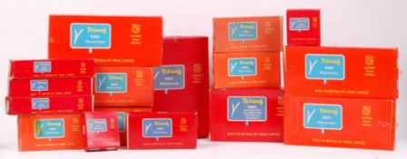 TRIANG MINIC MOTORWAYS PLAYSET ACCESSORIES & BUILDINGS