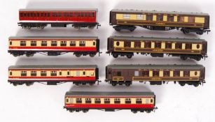 VINTAGE HORNBY DUBLO 00 GAUGE ROLLING STOCK CARRIAGES