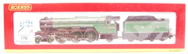 HORNBY R 2103 CAMERONIAN LOCOMOTIVE