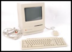 VINTAGE MACINTOSH CLASSIC COMPUTER