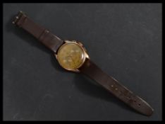 Titus Geneve - Gentleman's 18k gold case chronograph wristwatch, the signed silvered dial