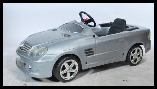 MERCEDES RIDE ON CHILD'S SPORT CAR