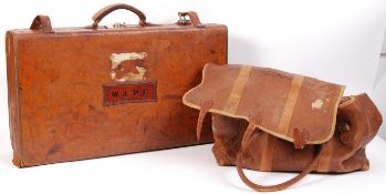 WWII RAF FLIGHT LIEUTENANT LEATHER BAG & SUITCASE