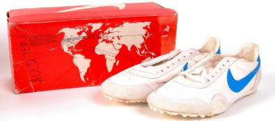 OLYMPIC RUNNER - STEVE CRAM - THE JARROW ARROW SIGNED TRAINERS