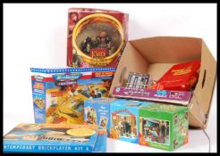 ASSORTED VINTAGE TOYS AND GAMES