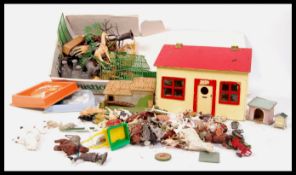 ASSORTED ORIGINAL VINTAGE BRITAINS FARM AND ZOO TOYS