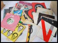 A large collection of 7