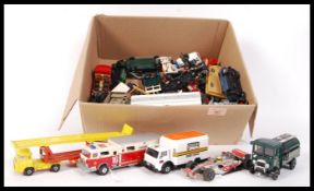 ASSORTED LOOSE VINTAGE MODEL DIECAST
