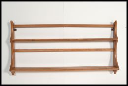 A vintage retro 20th century Ercol Golden Dawn han