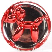 Jeff Koons - Balloon Dog ( 1995 ) - The Museum of Contemporary Art Los Angeles -A porcelain cast