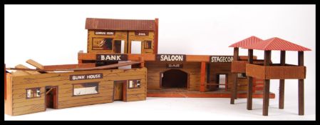 VINTAGE MODEL WILD WEST FORT PLAYSET