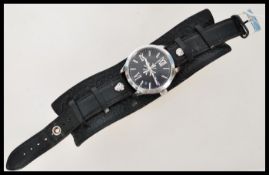 A Thomas Sabo - Gents Steel Fashion Watch. Features Black Dial and Silver Markers with date