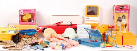 VINTAGE PEDIGREE SINDY DOLLS WITH CLOTHING & ACCESSORIES