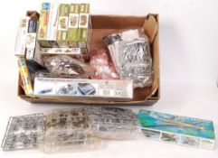 ASSORTED MILITARY PLASTIC MODEL KITS & WHITE METAL FIGURES