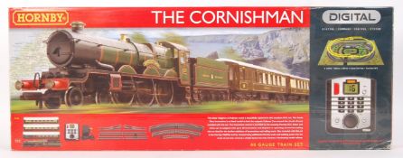 HORNBY 00 GAUGE RAILWAY TRAINSET SET