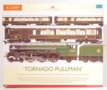 HORNBY 00 GAUGE RAILWAY TRAINSET TORNADO PULLMAN S