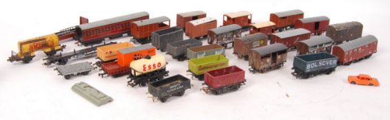 ASSORTED 00 GAUGE MODEL RAILWAY TRAINSET ROLLING STOCK