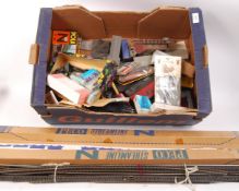 LARGE COLLECTION ASSORTED N GAUGE RAILWAY TRAINSET ACCESSORIES