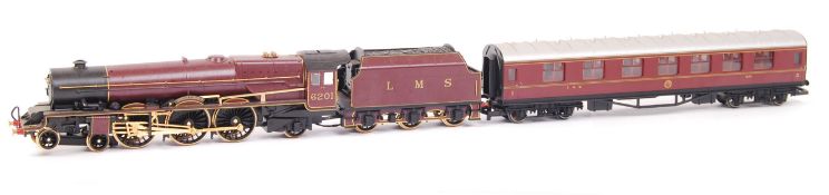 RARE HORNBY DCC LIMITED EDITION DIAMOND JUBILEE R1