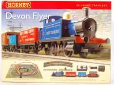 HORNBY 00 GAUGE RAILWAY TRAINSET BOXED SET