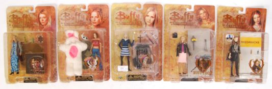 DIAMOND SELECT BUFFY THE VAMPIRE SLAYER CARDED ACTION FIGURES