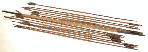 19TH CENTURY PAPUA NEW GUINEA TRIBAL FOOT BOW & AR