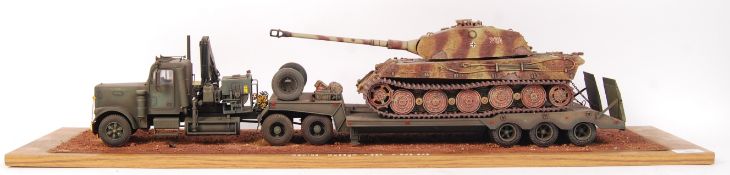 MUSEUM QUALITY MILITARY MODEL DIORAMA