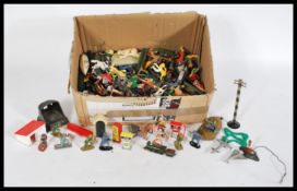 ASSORTED TOY SOLDIERS , FARM YARD AND KNIGHTS