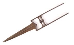 19TH CENTURY INDIAN KATAR FIGHTING DAGGER