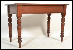 A 19th Century Victorian mahogany side / hall tabl