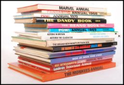 ASSORTED COMIC BOOK AND TV AND FILM RELATED ANNUALS