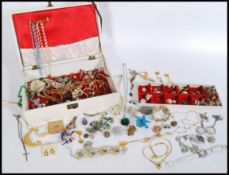A collection of vintage costume jewellery to include a selection of simulation pearls, a