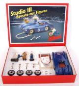 SCHUCO ' STUDIO III BAUSATZ MIT FIGUREN ' CLOCKWORK KIT SET