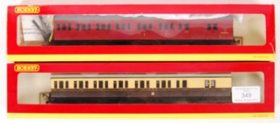 HORNBY 00 GAUGE MODEL RAILWAY TRAINSET PASSENGER COACHES